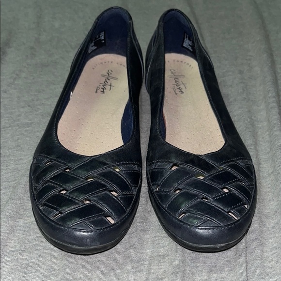 Clarks Shoes - Clark’s Women’s Black Leather Flats